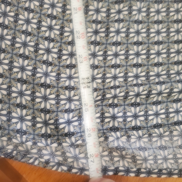 Max Studio Printed Long Sleeve Button-Up Shirt size L. NWT - Picture 6 of 6